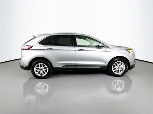 Used 2022 Ford Edge SEL w/ Convenience Package AWD/4WD image 17