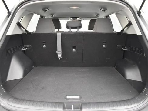 Used 2024 Kia Seltos LX image 16