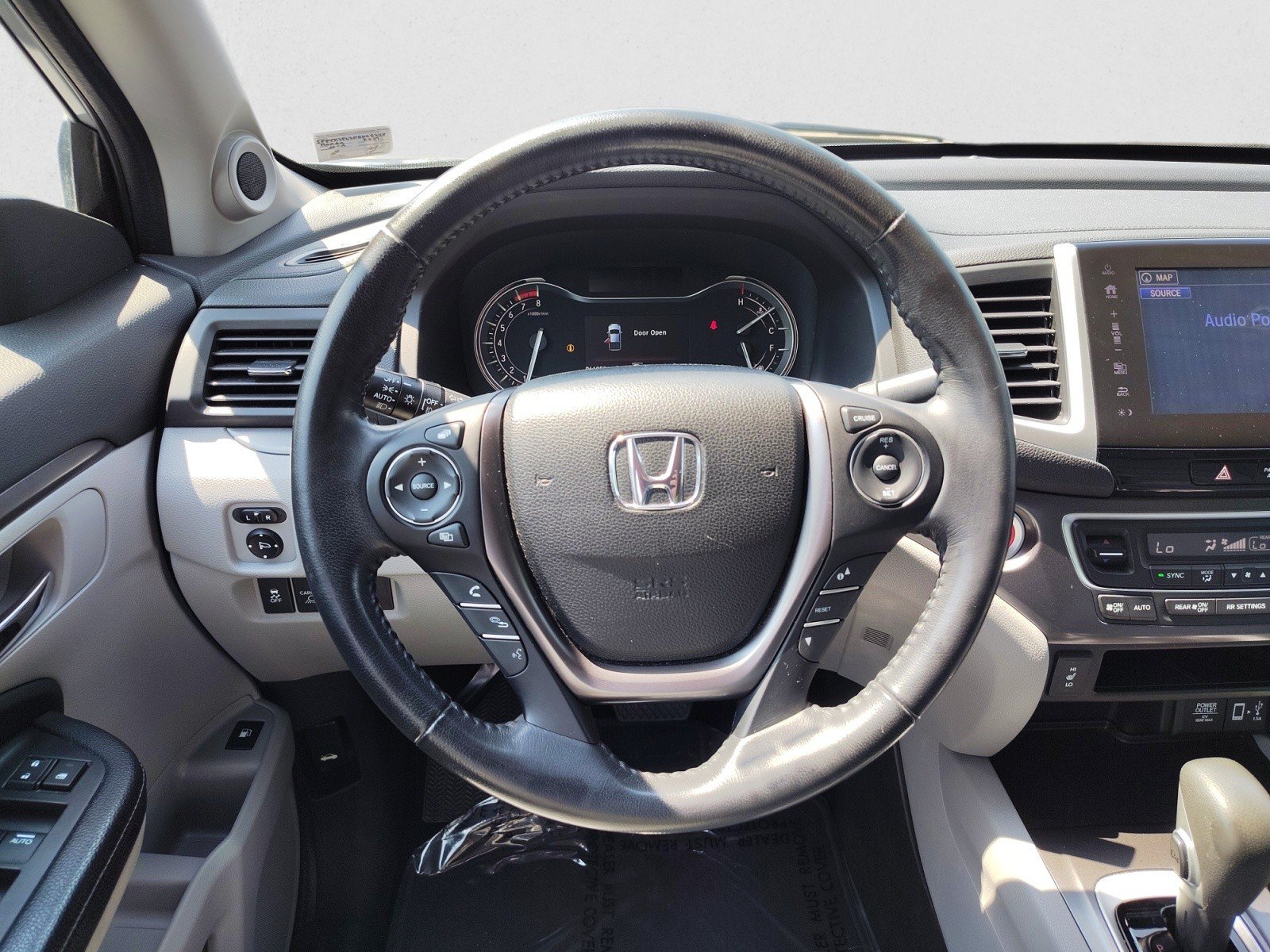 Used 2017 Honda Ridgeline RTL-T image 14