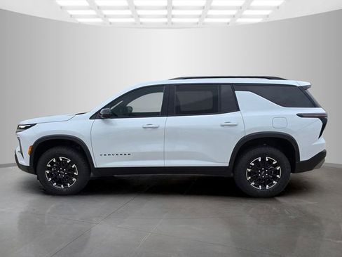 New 2026 Chevrolet Traverse Z71 w/ Driver Confidence Package AWD/4WD image 7