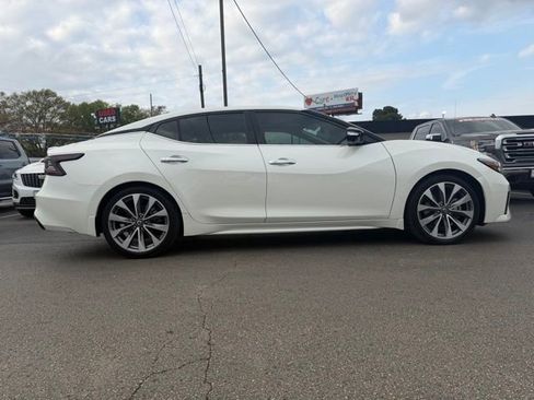 Used 2020 Nissan Maxima Platinum w/ Sport Mat Group image 4