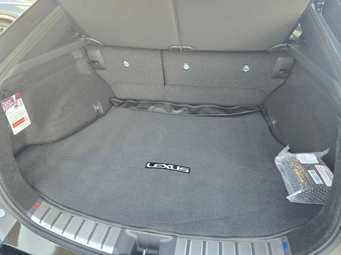 New 2026 Lexus RZ 450e Premium image 18