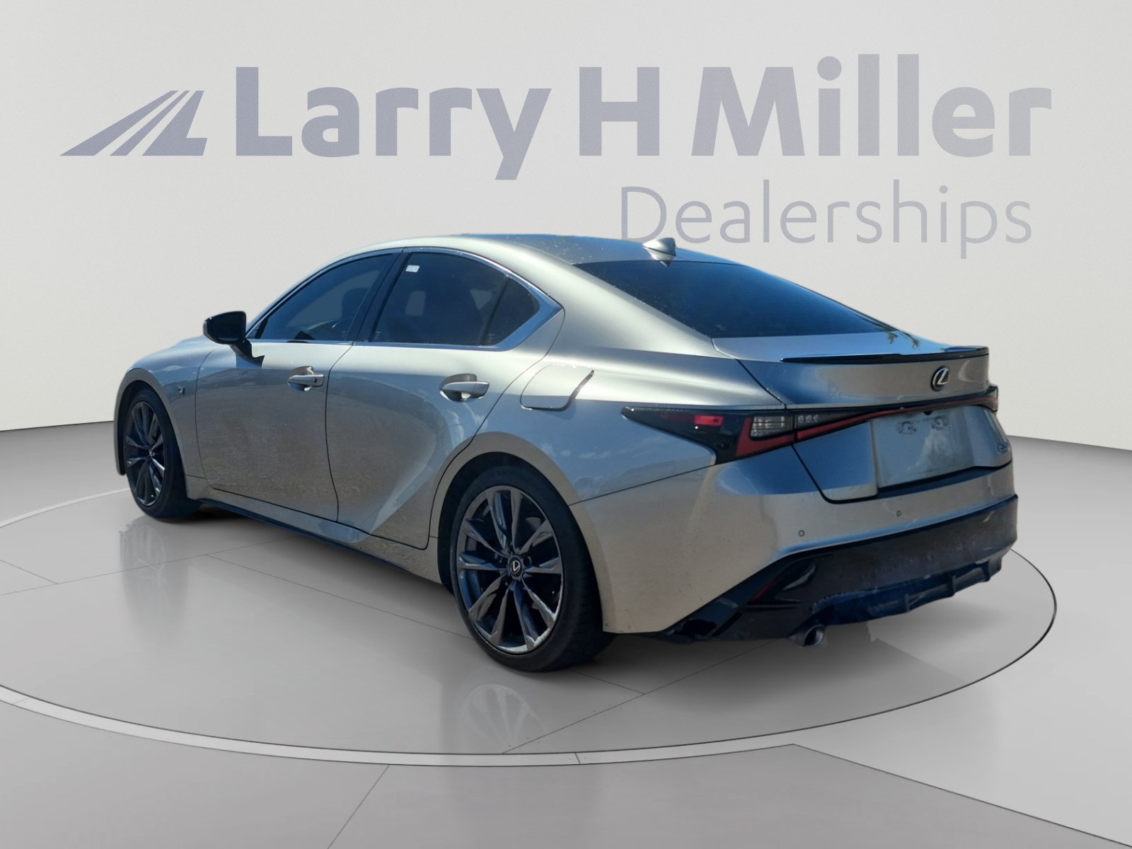 Used 2022 Lexus IS 350 F Sport w/ Accessory Package RWD image 3