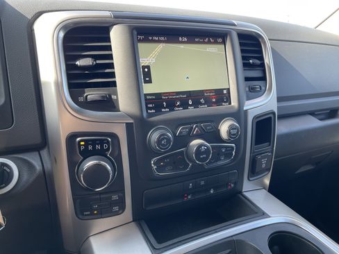 Used 2019 RAM 1500 Classic SLT w/ SLT Plus D←cor Group AWD/4WD image 16