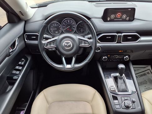 Used 2017 MAZDA CX-5 Touring FWD image 3
