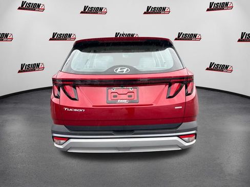 Used 2025 Hyundai Tucson SE AWD/4WD image 7