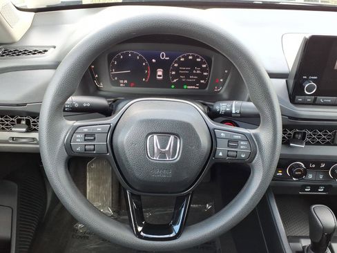 Used 2025 Honda Accord SE image 20