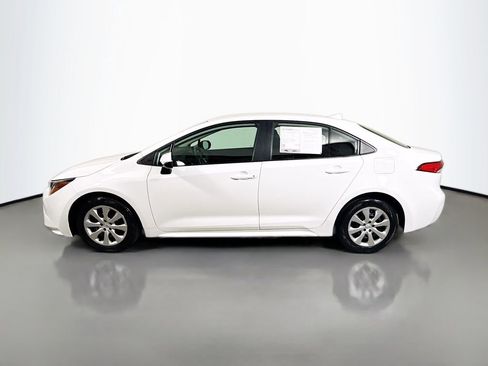 Used 2024 Toyota Corolla LE image 4