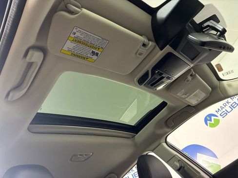 Used 2025 Subaru Outback Limited image 32