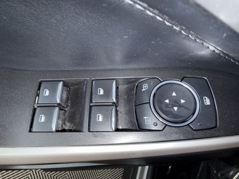 Used 2023 Ford Explorer XLT w/ Equipment Group 202A AWD/4WD image 15
