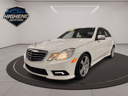 Used 2011 Mercedes-Benz E 350 4MATIC Sedan image 3