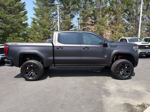 Used 2026 GMC Sierra 1500 AT4 w/ AT4 Premium Package AWD/4WD image 12