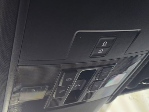 Used 2020 Volkswagen Atlas Cross Sport SEL image 49