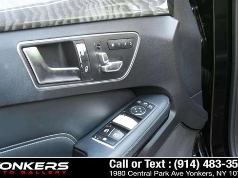 Used 2016 Mercedes-Benz E 350 4MATIC Wagon image 32
