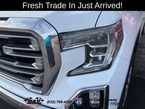 Used 2020 GMC Sierra 1500 SLT w/ Driver Alert Package I AWD/4WD image 4