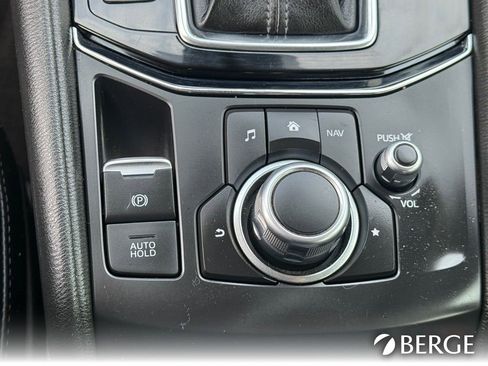 Used 2018 MAZDA CX-5 Touring w/ Preferred Equipment Package image 25