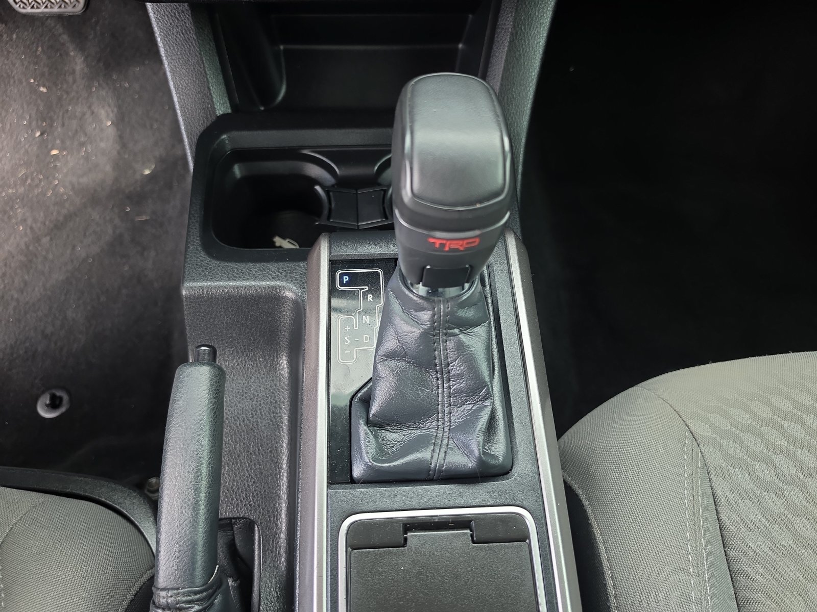 Used 2022 Toyota Tacoma SR5 RWD image 19