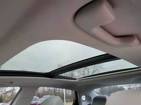 Used 2017 Kia Optima EX w/ Premium Package image 21