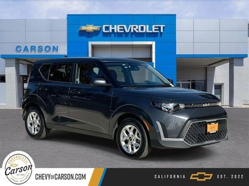 Used 2024 Kia Soul LX w/ Option Group 015 FWD image 1
