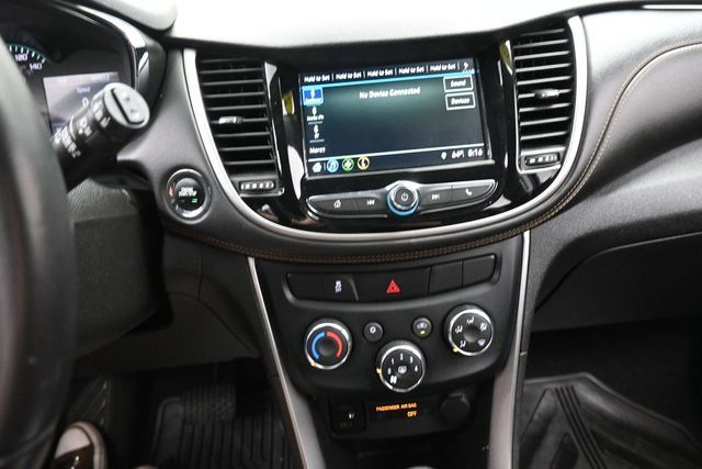 Used 2019 Chevrolet Trax LT FWD image 10