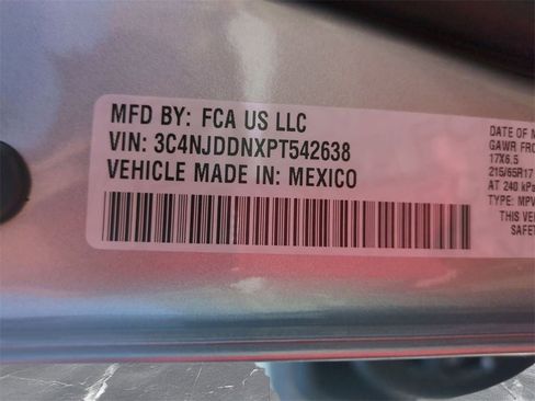 Used 2023 Jeep Compass Trailhawk image 33