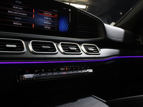 Used 2023 Mercedes-Benz GLS 450 4MATIC image 64