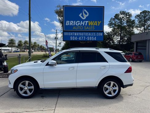 Used 2017 Mercedes-Benz GLE 350 w/ Premium 1 Package image 2