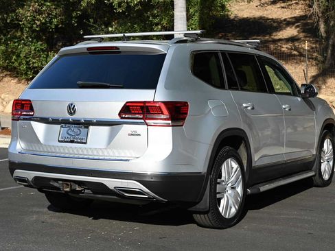 Used 2018 Volkswagen Atlas SEL Premium AWD/4WD image 5