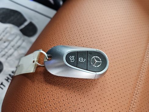 Certified 2023 Mercedes-Benz C 300 Sedan image 38