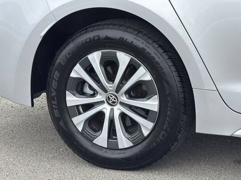 Used 2022 Toyota Corolla LE w/ Carpet Mat Package (TMS) FWD image 31