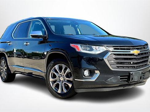 Used 2018 Chevrolet Traverse Premier image 3