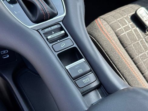 Certified 2024 Honda HR-V Sport image 19