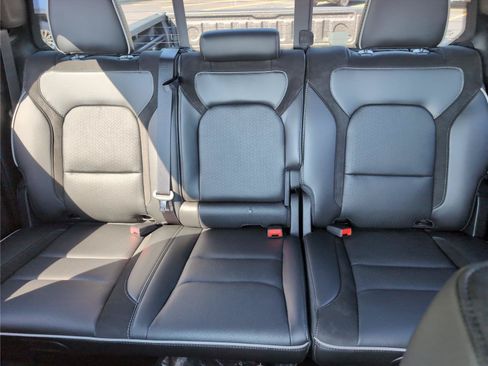 New 2026 RAM 1500 Laramie AWD/4WD image 34