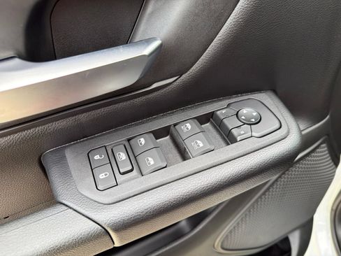 New 2026 RAM 1500 Express RWD image 15