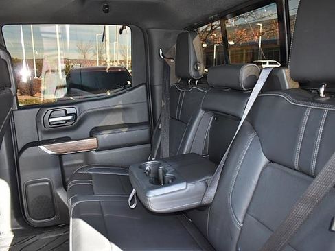 Used 2020 Chevrolet Silverado 1500 High Country w/ Technology Package image 17