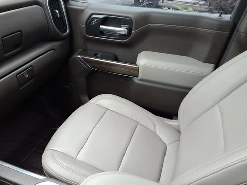 Certified 2019 Chevrolet Silverado 1500 RST w/ All-Star Edition AWD/4WD image 16