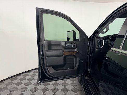 Used 2023 GMC Sierra 2500 Denali image 26