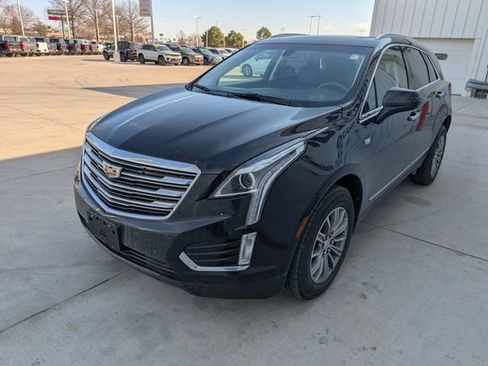 Used 2017 Cadillac XT5 Luxury image 24