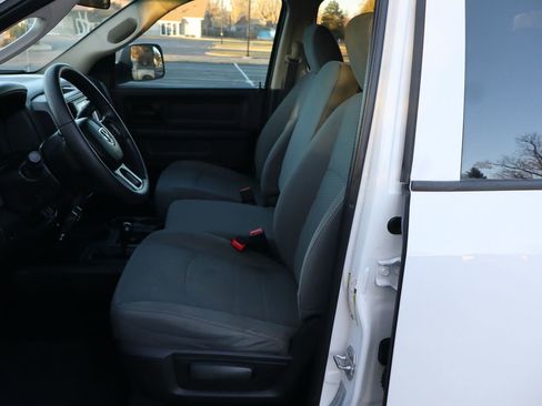 Used 2017 RAM 3500 Tradesman w/ Popular Equipment Group image 19