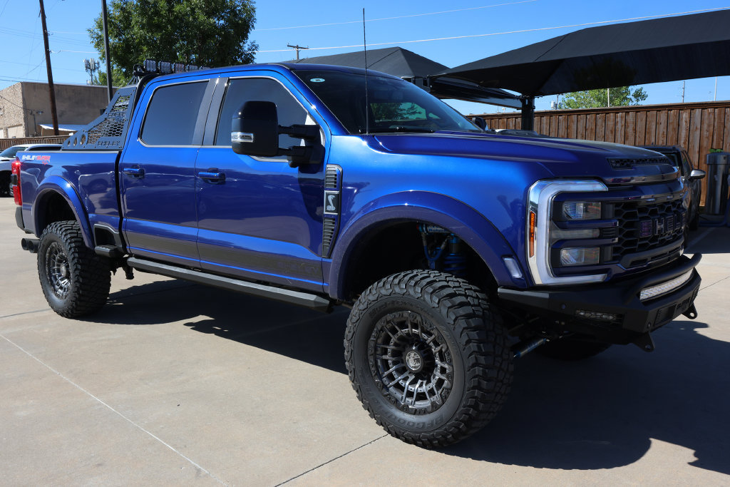 Used 2026 Ford F250 Lariat w/ Black Appearance Package AWD/4WD image 3