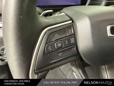 Used 2023 Jeep Grand Cherokee L Laredo AWD/4WD image 23
