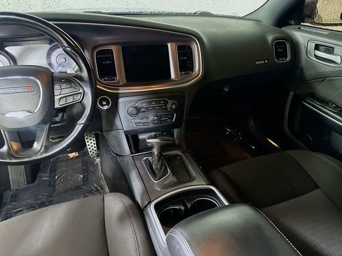 Used 2020 Dodge Charger Scat Pack w/ Navigation & Travel Group image 18