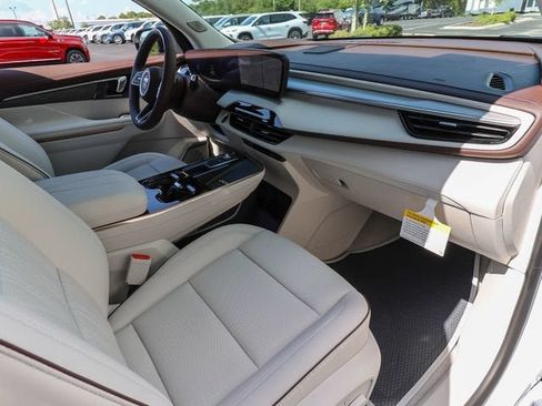 New 2026 Buick Enclave Avenir w/ Super Cruise Package FWD image 23