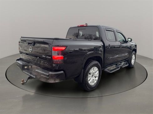 Used 2023 Nissan Frontier SV w/ SV Premium Package image 7