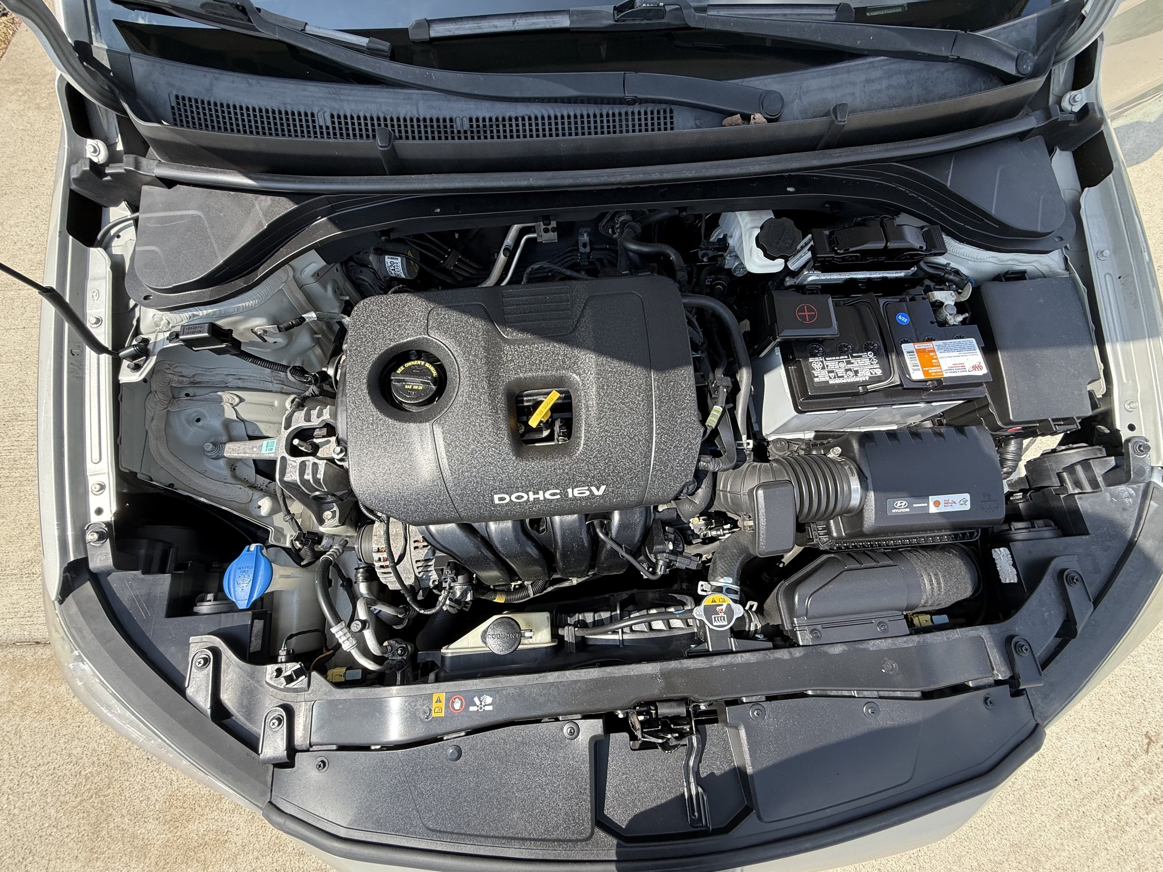Used 2017 Hyundai Elantra SE FWD image 19