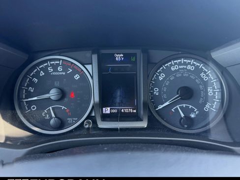 Used 2023 Toyota Tacoma TRD Sport RWD image 13