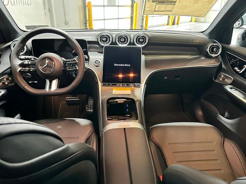 New 2026 Mercedes-Benz GLC 300 4MATIC image 6