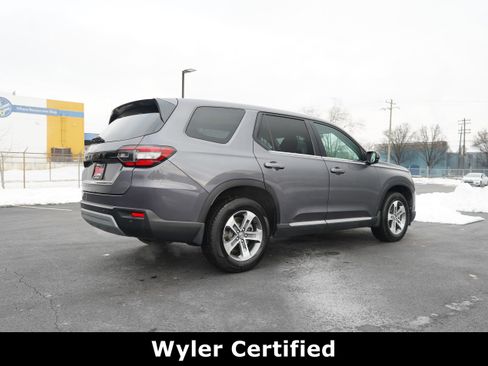 Used 2024 Honda Pilot EX-L image 3