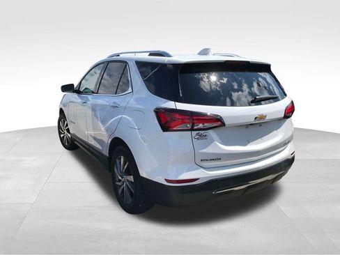 Used 2024 Chevrolet Equinox Premier FWD image 12