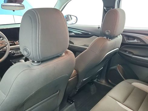 Used 2024 Chevrolet TrailBlazer LT FWD image 24